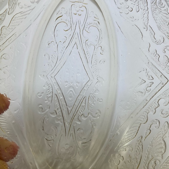 Oval Vegetable Serving Bowl, Yellow Depression Glass Madrid by Federal Glass - Picture 6 of 9